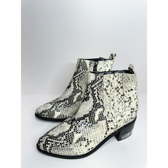 Blondo Ankle Booties Size 6 Snakeskin Embossed Leather Waterproof Block Heel NEW - Picture 8 of 9